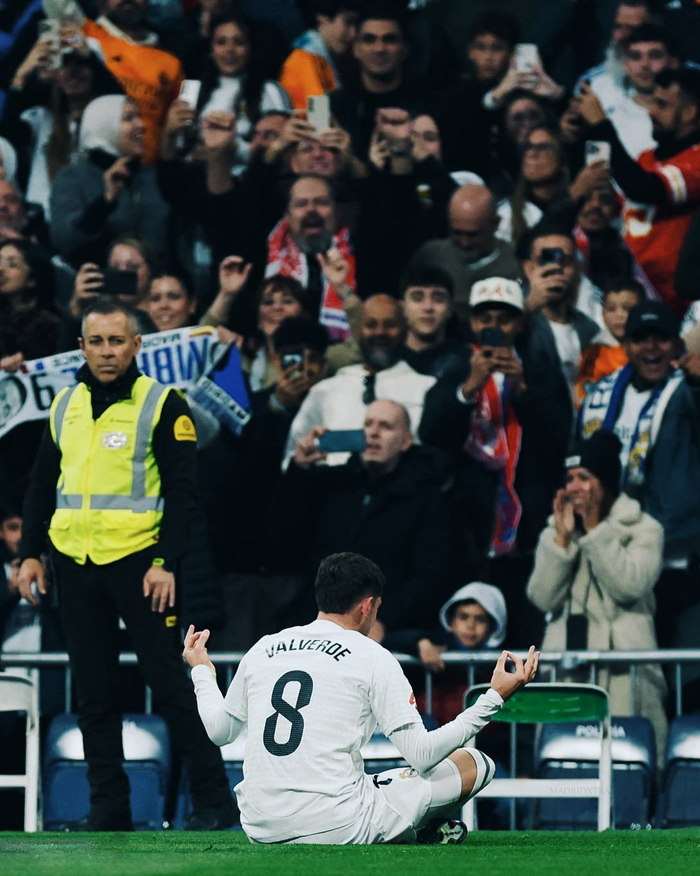 控理性的 控理性的